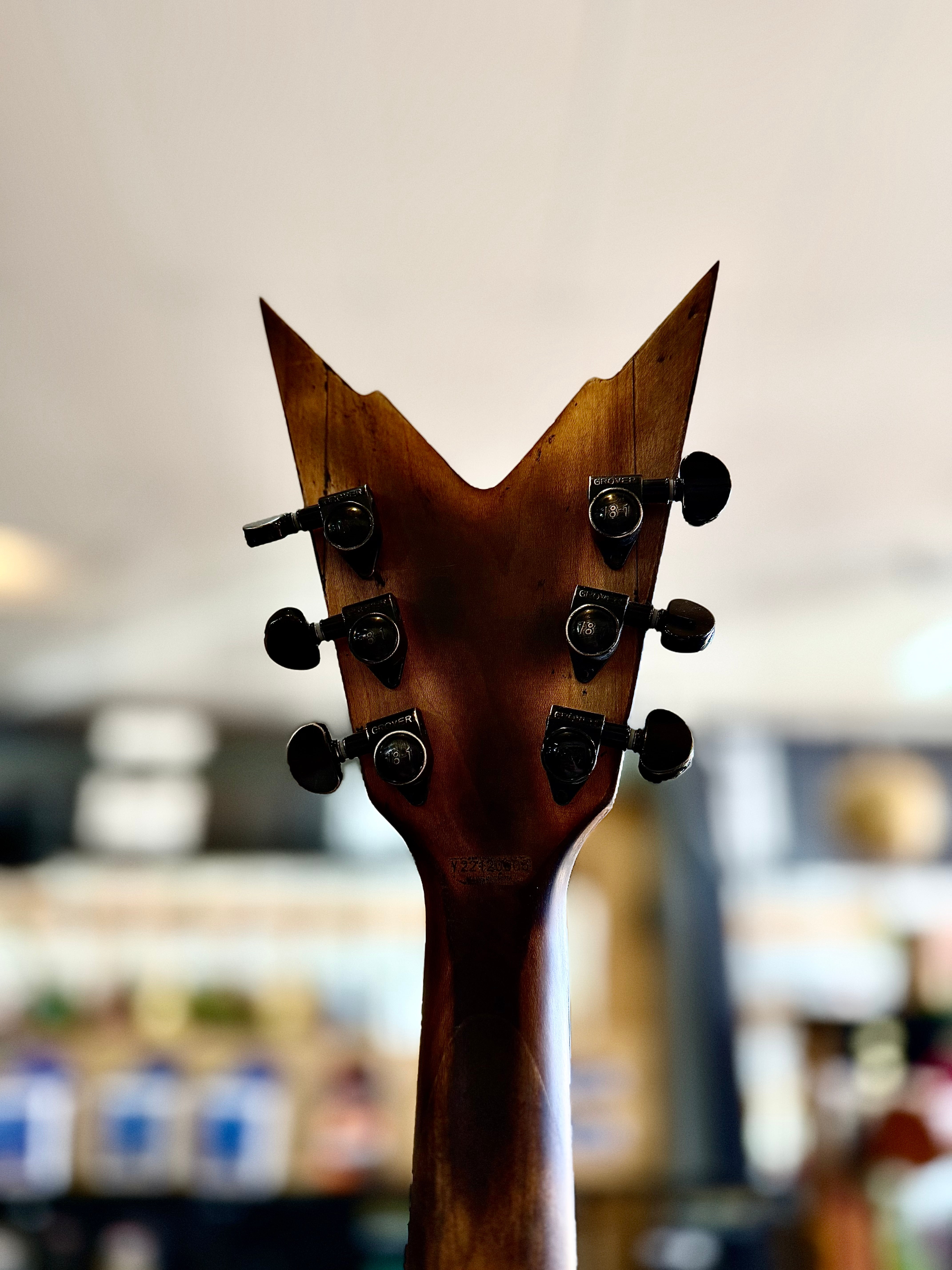 Dean Guitars | Leadbetter Rabid Dog Relic |Razorback X | Melted Black Battle Relic Dean Guitars | Leadbetter Rabid Dog Relic |Razorback X | Melted Black Battle Relic